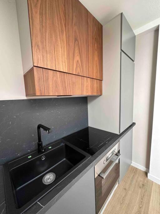 U-Sleep : Appartement 2 Chambres Liège Dış mekan fotoğraf